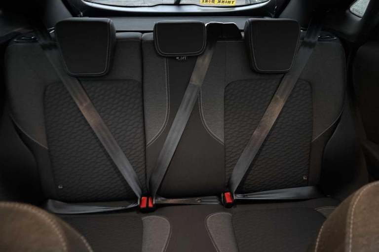 2022 Ford Puma 1.0 EcoBoost Hybrid mHEV Titanium 5dr HATCHBACK Petrol/Electric Hybrid Manual