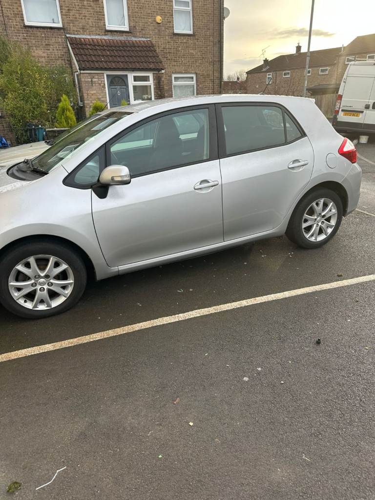 Toyota, AURIS, Hatchback, 2012, Manual, 1598 (cc), 5 doors