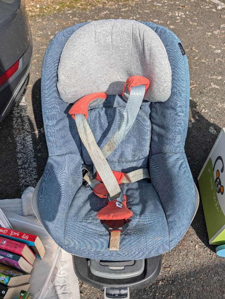 Baby Car Seat – Blue, Good Working Order