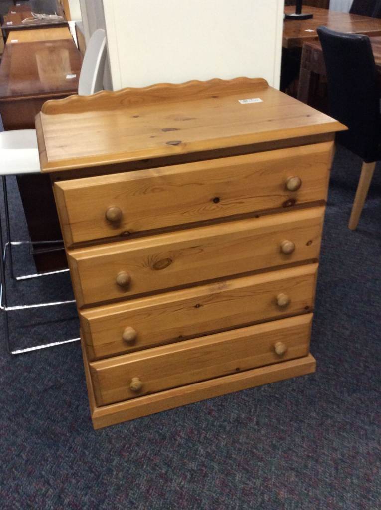 Chest of drawers  #63488  £50
