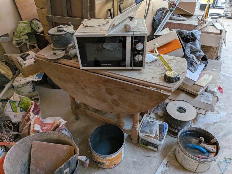 Round fold down dining table