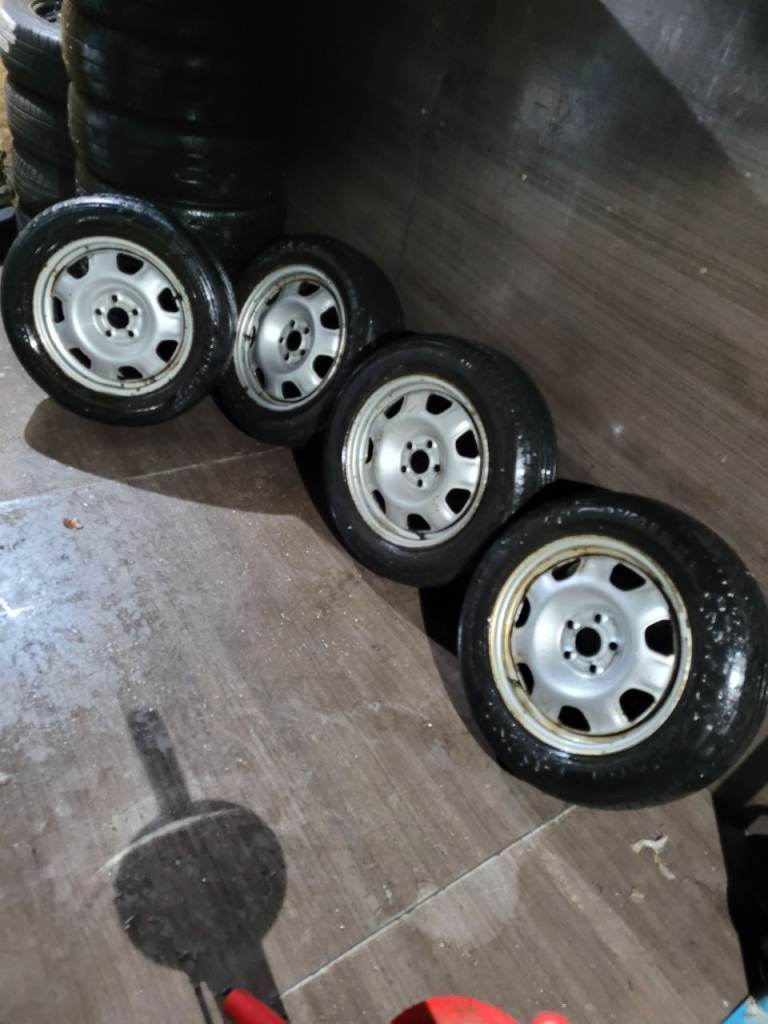 2x modern transit connect wheels and legal tyres size 205 60 16 £40 each