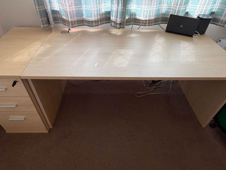 Maple Office Desk & Pedestal