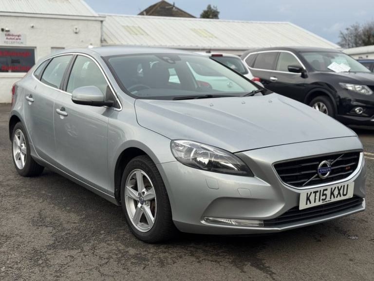 2015 Volvo V40 D3 [4 Cyl 150] SE Nav 5dr HATCHBACK DIESEL Manual