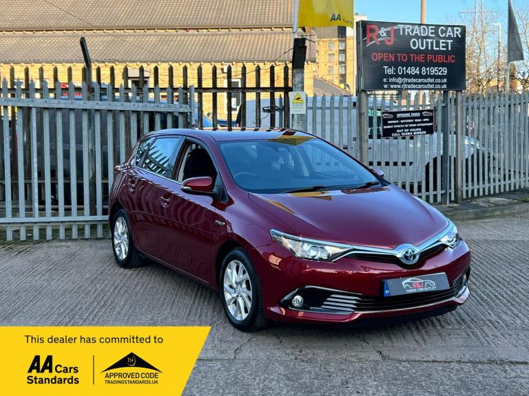 2017 Toyota Auris VVT-I BUSINESS EDITION TSS Hatchback Hybrid Automatic