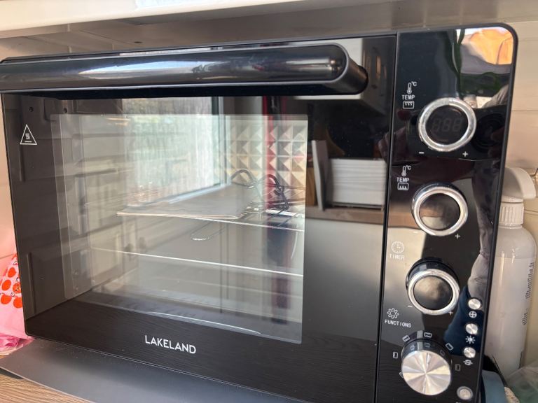 Lakeland Black Digital Mini Oven – Model 27065, As New