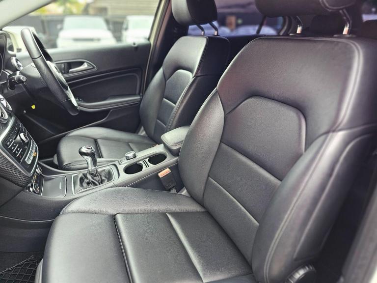 2016 Mercedes-Benz A-Class 1.6 A180 Sport Euro 6 (s/s) 5dr HATCHBACK Petrol Manual