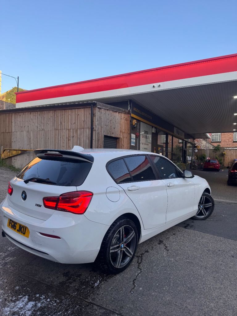 BMW, 1 SERIES, Hatchback, 2016, Manual, 1499 (cc), 5 doors