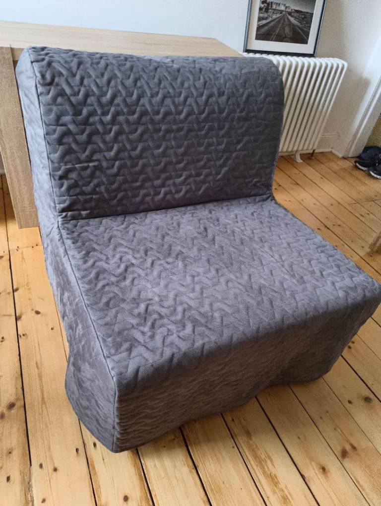 Single sofa bed