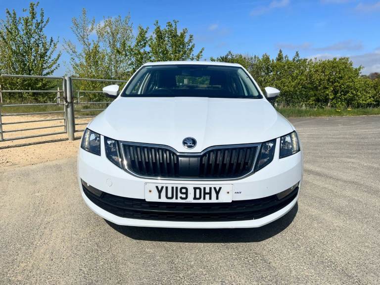 SKODA OCTIVIA TDI SE ( 1 COMPANY OWNER )
