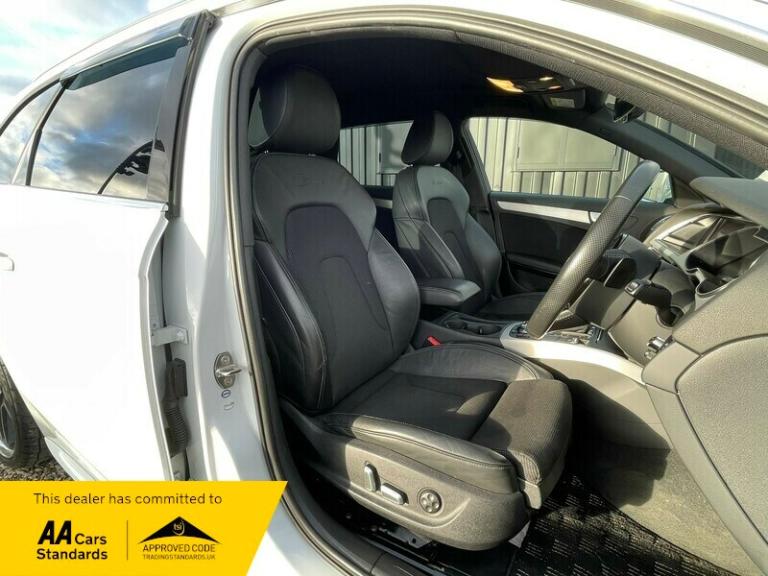 Audi A4 Avant 2015 2.0 TSFI S LINE AUTO PETROL