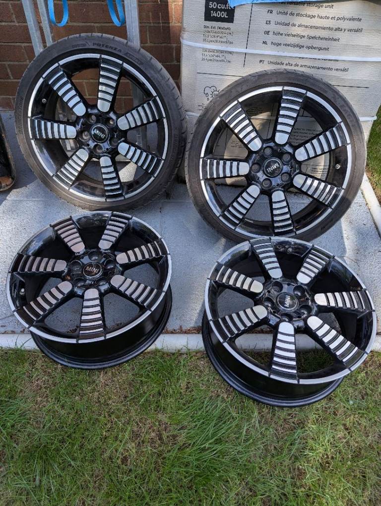 Set of 4 Genuine Mini Cooper 18 inch alloy wheel F56 F55 F57 Pulse Spoke 6897988