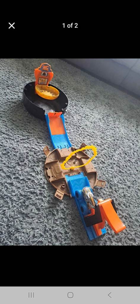 Hot wheels tyre truck