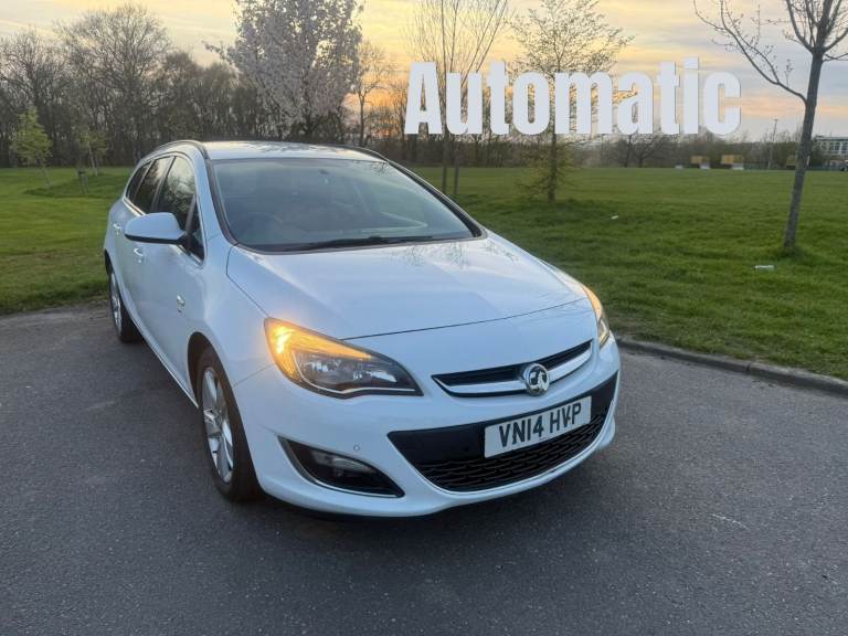  Vauxhall Astra 2.0 CDTi SRi Sports Tourer Estate Automatic 5 Drs with Full-Ser History