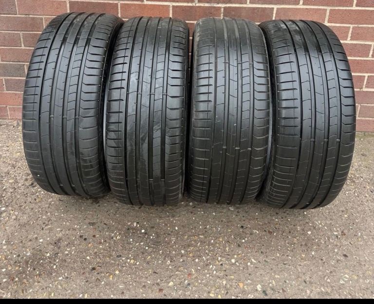 225 40 19 X4 93Y XL Pirelli Pzero PZ4 * RUNFLAT RSC RFT Tyres 6.0mm