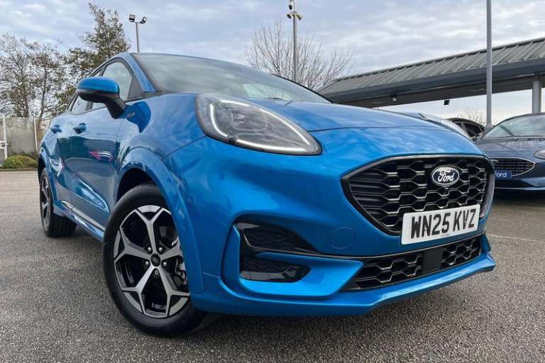 2025 Ford Puma 1.0 EcoBoost Hybrid mHEV ST-Line 5dr DCT ** Sync 4 - Bluetooth / USB Connec Hatchb...