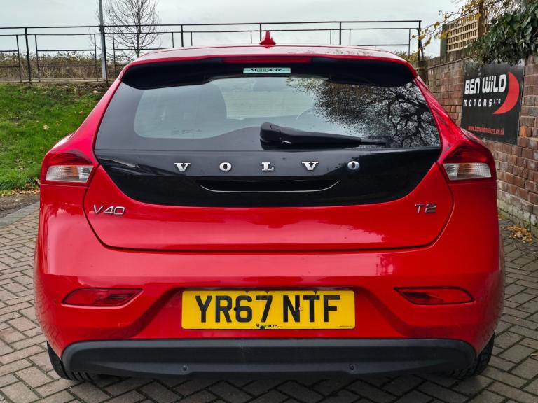 2017 Volvo V40 T2 [122] Momentum 5dr Geartronic HATCHBACK Petrol Automatic