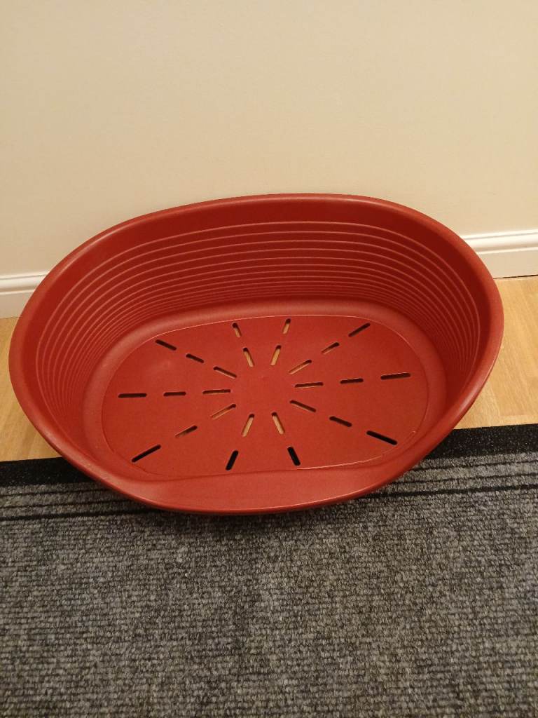 Red Plastic Pet Bed