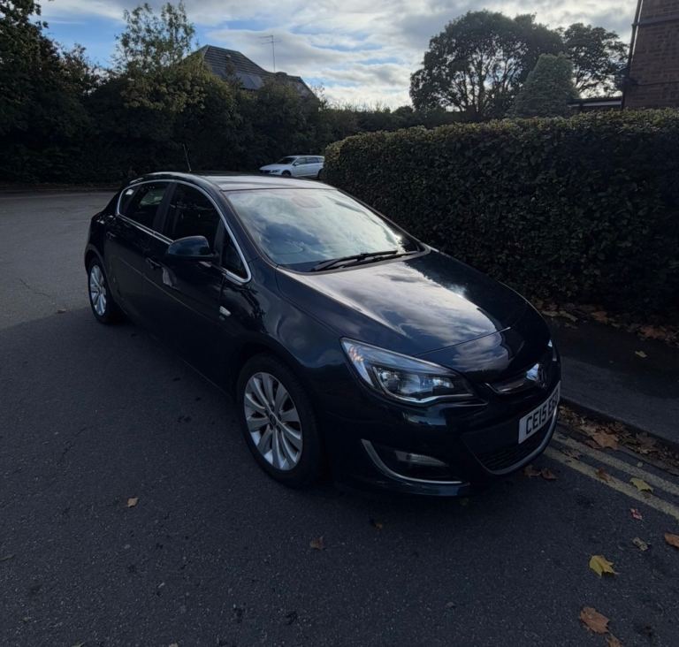 Vauxhall, ASTRA, Hatchback, 2015, Manual, 1598 (cc), 5 doors