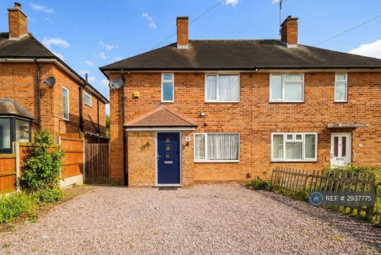 3 bedroom house in Lawnswood Avenue, Solihull, B90 (3 bed) (#2937775)