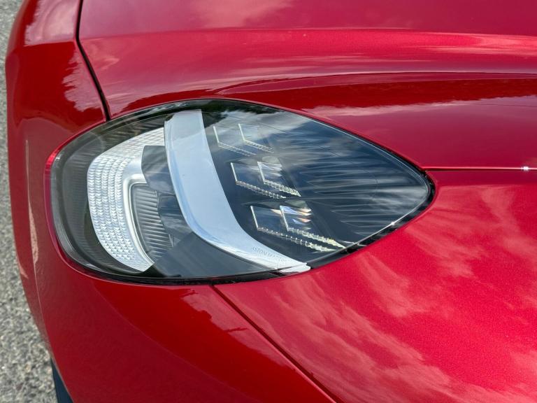 2025 Aston Martin Vantage V8 2dr Auto HATCHBACK PETROL Automatic