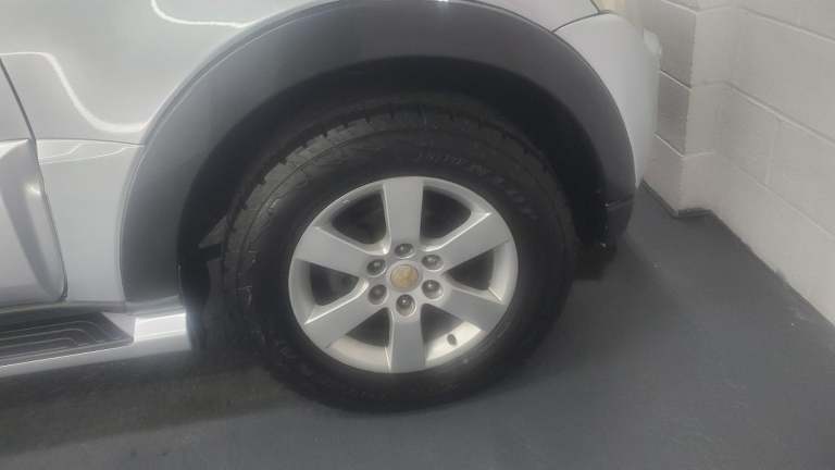 mitsubishi pajero 3.8 v6 4wd automatic 3 door in silver fresh japanese import 07