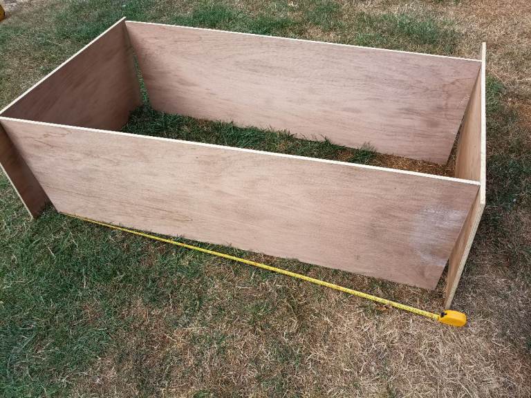 Plywood panels for refurbishment of a 5 x3ft trailer 