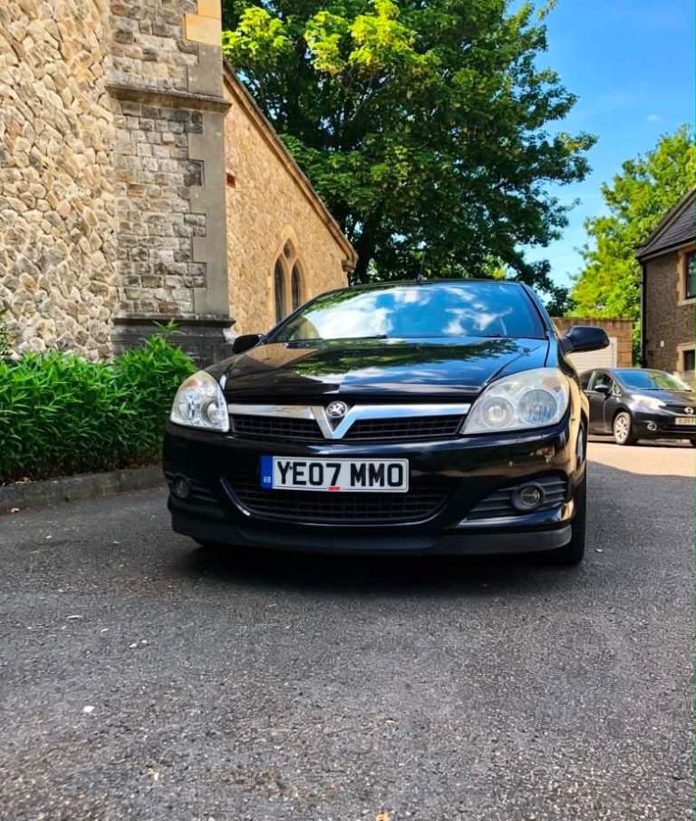 Vauxhall, ASTRA, Convertible, 2007, Manual, 1796 (cc), 2 doors
