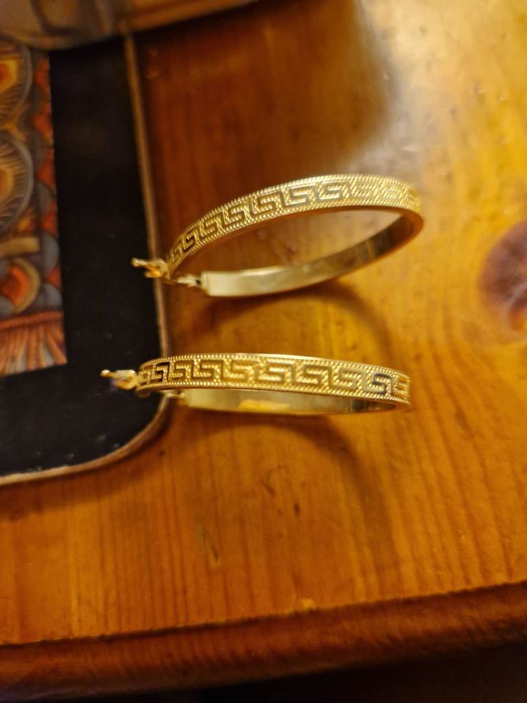 14ct Gold Hoop Earrings Brand New