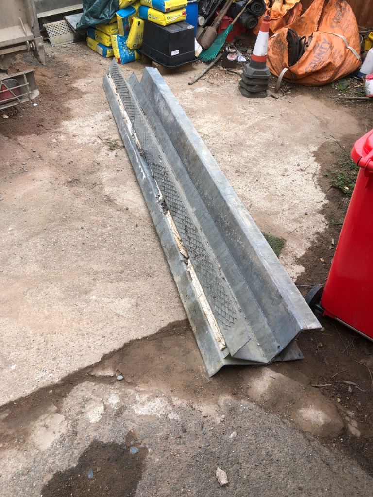 Pair of Metal Ramps – Used Condition