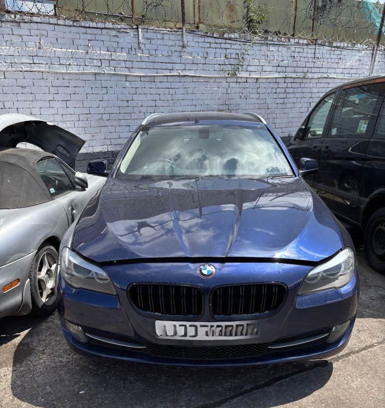 BREAKING: 2012 BMW 520d F11 Touring (Estate) – A76 Deep Sea Blue Metallic –Birmingham Breaker Spares