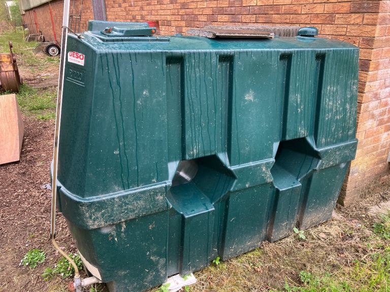 1220 Litre Oil Tank