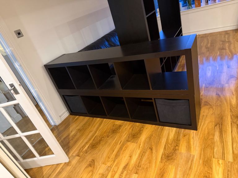 2x black cabinets 