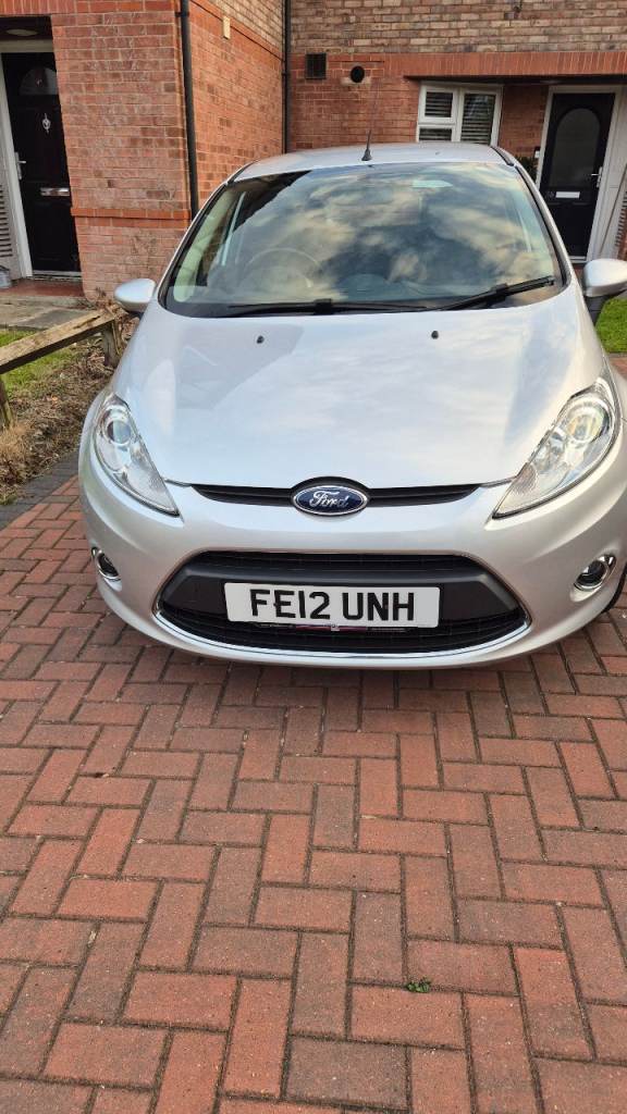 Ford, FIESTA, Hatchback, 2012, Manual, 1242 (cc), 5 doors