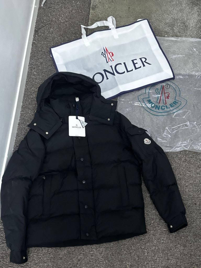 Moncler maya 
