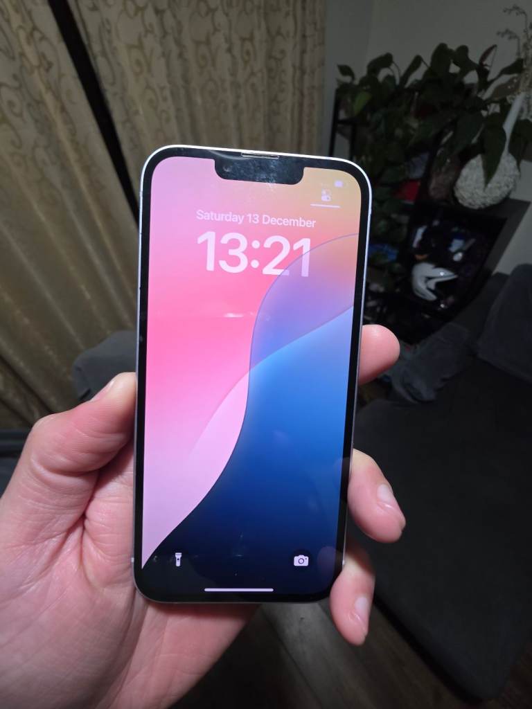 IPHONE 14 128GB WHITE UNLOCKED BRAND NEW CONDITION 