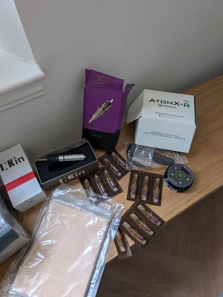 Permanent makeup kit