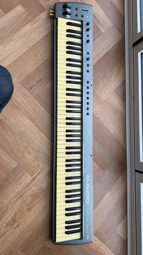 M-Audio ProKeys Sono 88 key midi keyboard