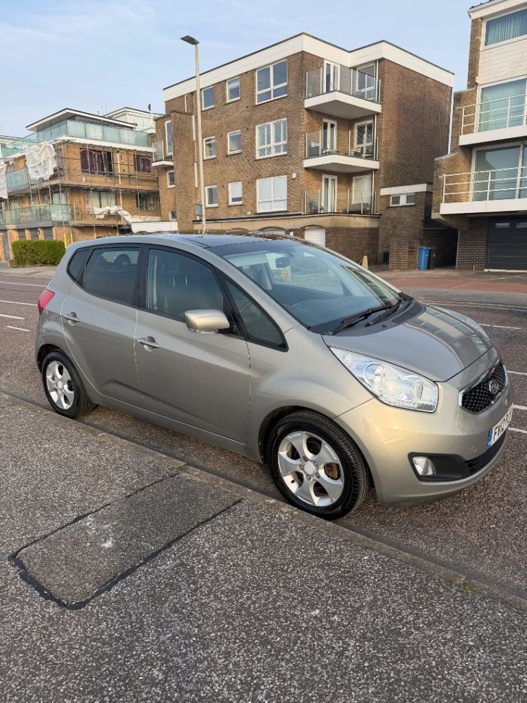 *CAR FOR SALE* - 2012 Kia Venga CRDi