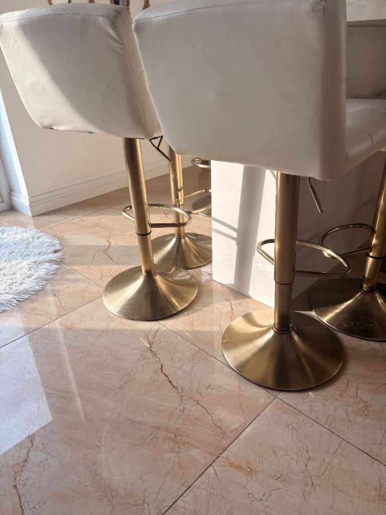 BAR STOOLS X 3
