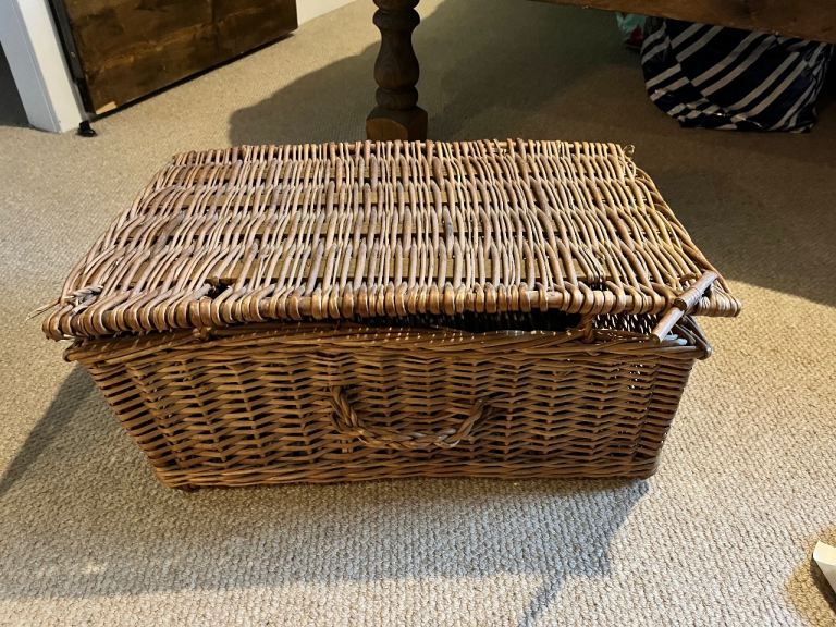 Wicker basket