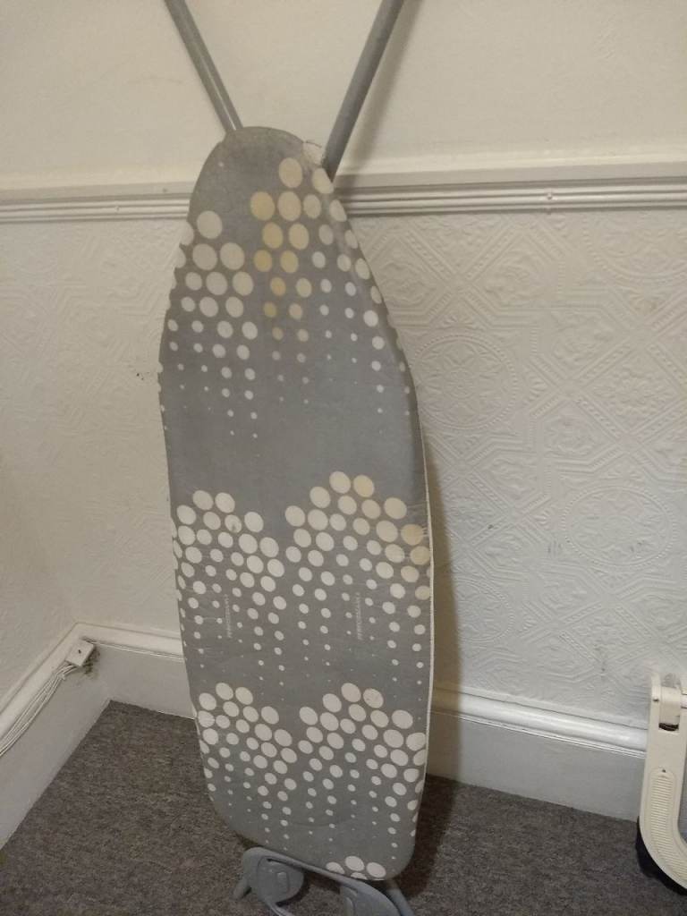  Ironing board
