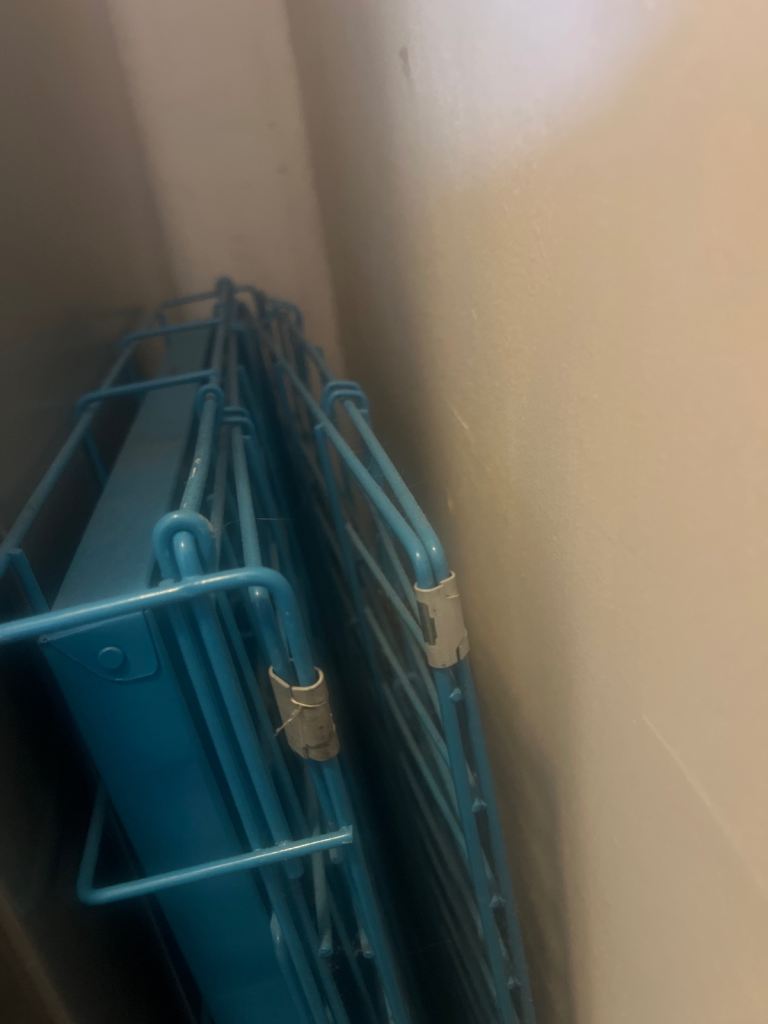 Dog crate