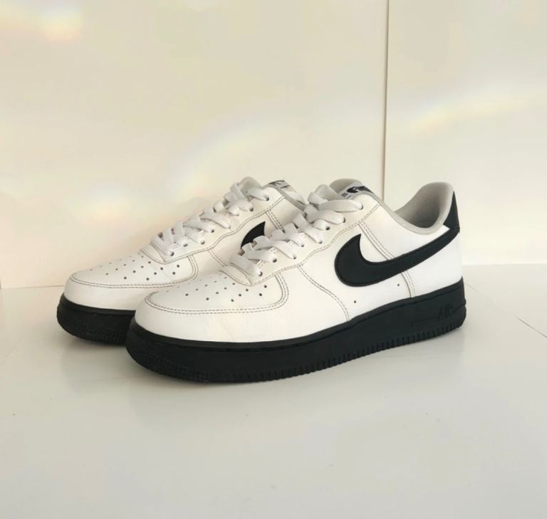 Nike Air Force 1 Low White Black Trainers Sneakers Size 7