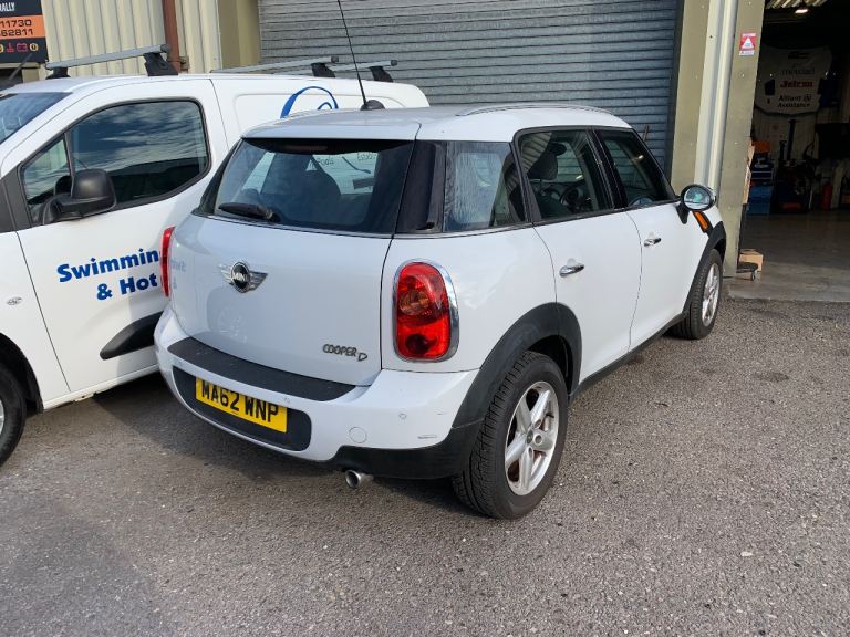 Mini, COUNTRYMAN, Hatchback, 2012, Manual, 1598 (cc), 5 doors