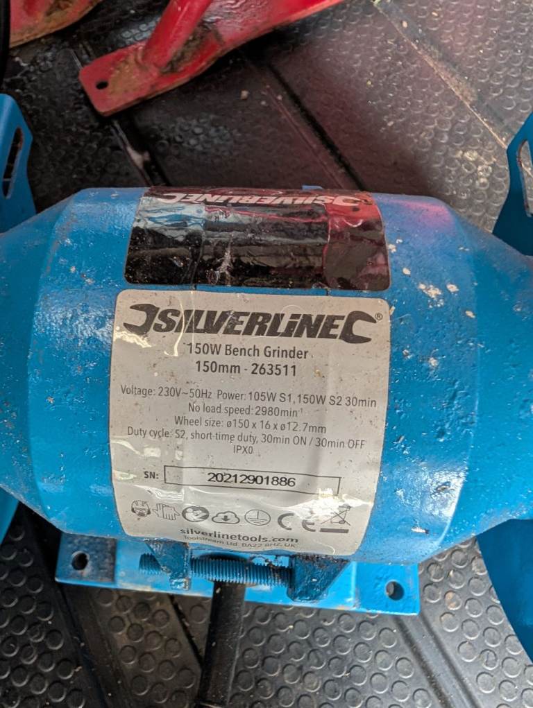 Silverline 150W Bench Grinder