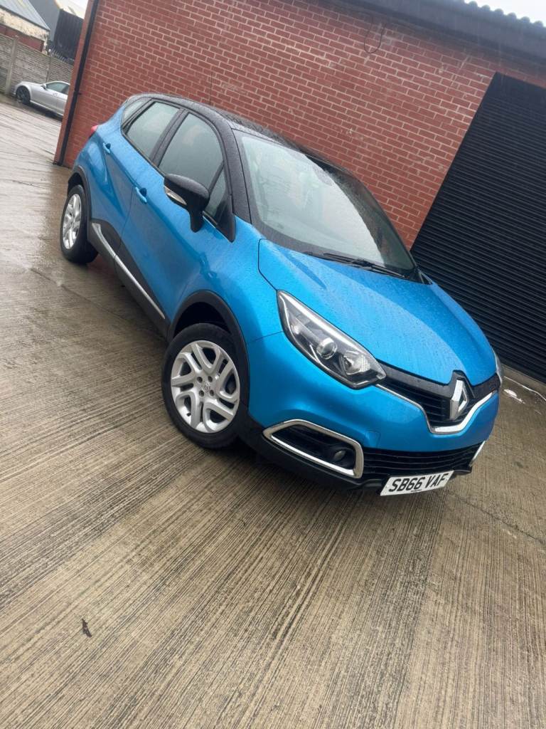 Renault, CAPTUR, Hatchback, 2016, Manual, 898 (cc), 5 doors