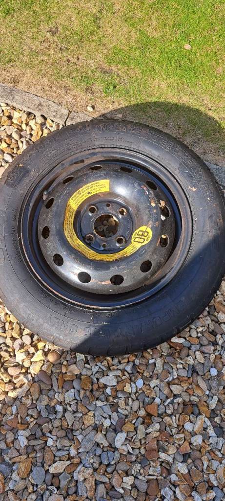 Fiat panda space saver wheel with jack and brace 