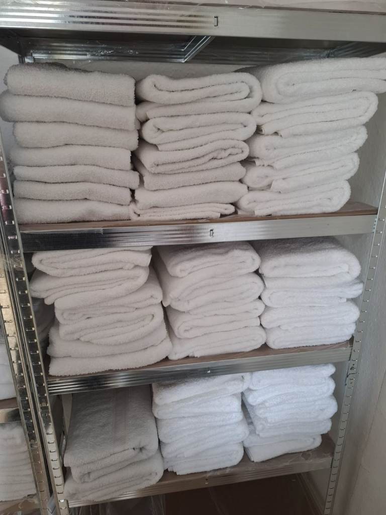 Hotel Quality White Bedding & Towels – Bulk Job Lot