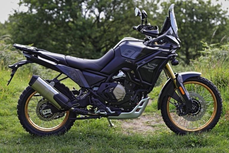 Voge DS800X